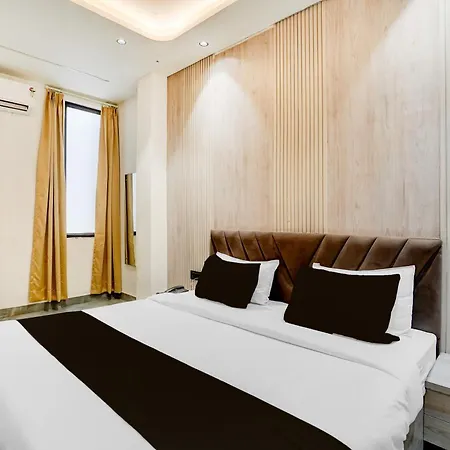 Hotel O Np Palace